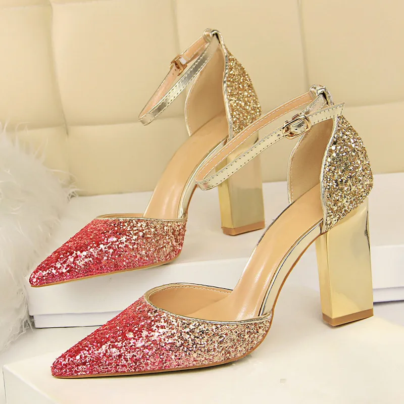 New Women Sandals Sexy Thin Heel Summer Simple Sequin Cloth Buckle Fashion Shoes Big Size 34-40 Red Party Wedding Shoes DS-A0245
New Women Sandals Sexy Thin Heel Summer Simple Sequin Cloth Buckle Fashion Shoes Big Size 34-40 Red Party Wedding Shoes DS-A0245