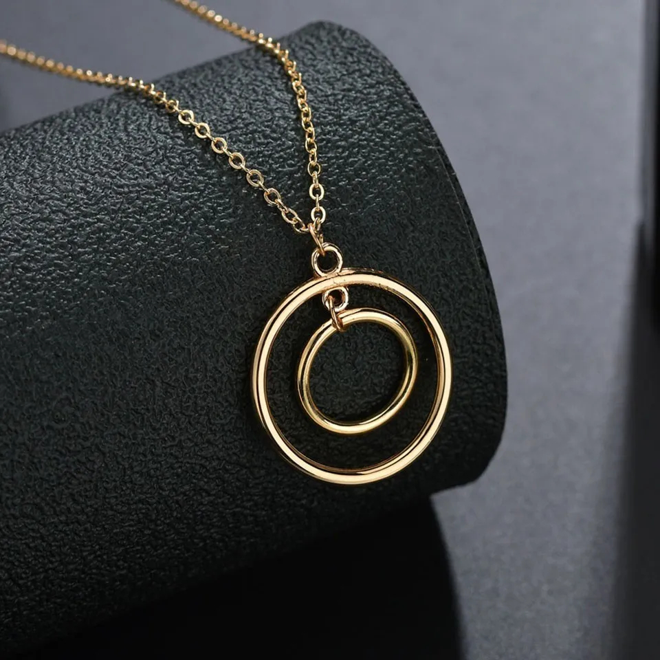Gold Double Hallow Round Circle Pendant Necklace For Women Handmade Trendy Jewelry Popular Fashion Necklace Wedding Jewelry
Gold Double Hallow Round Circle Pendant Necklace For Women Handmade Trendy Jewelry Popular Fashion Necklace Wedding Jewelry