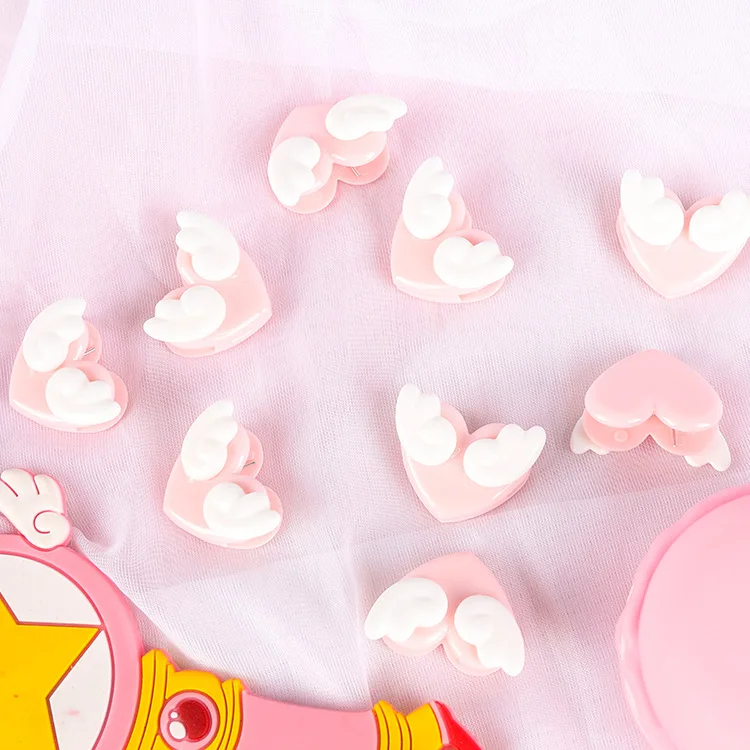 10pcs Card Captor Sakura Action Figure Print Resin Hearts Shape Mini Creative Photo Notes Paper Folder Sealing Clothes File Clip
10pcs Card Captor Sakura Action Figure Print Resin Hearts Shape Mini Creative Photo Notes Paper Folder Sealing Clothes File Clip