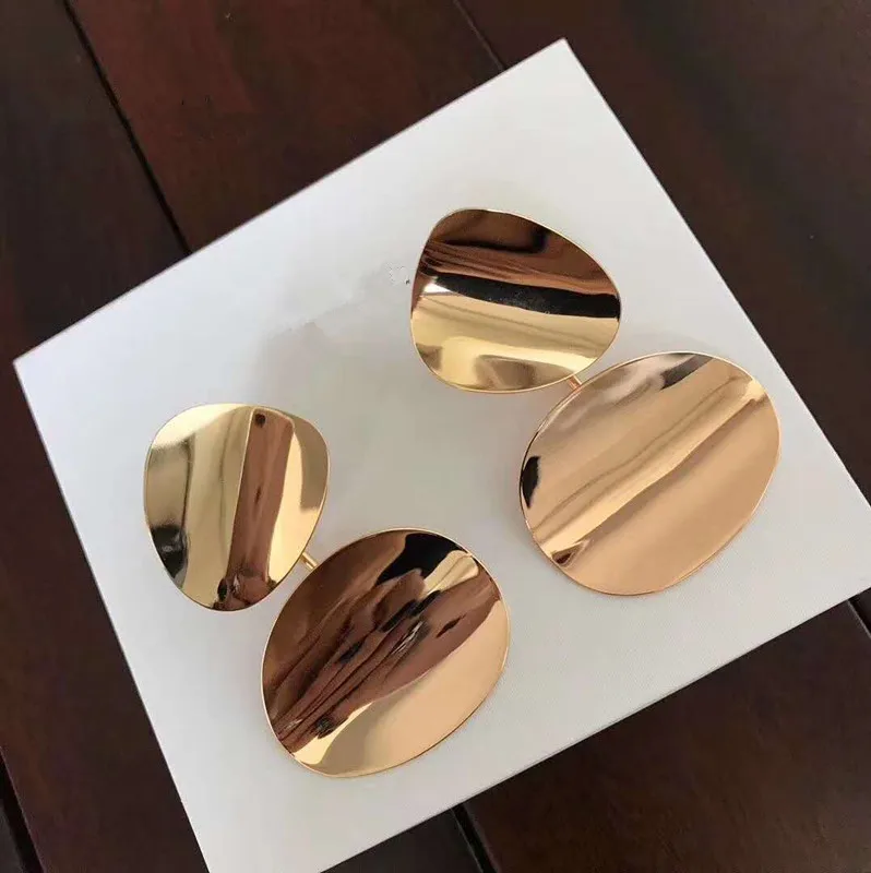 Free shipping new arrivals personality street girl all-match copper heavy metal mirror face stud earrings
Free shipping new arrivals personality street girl all-match copper heavy metal mirror face stud earrings