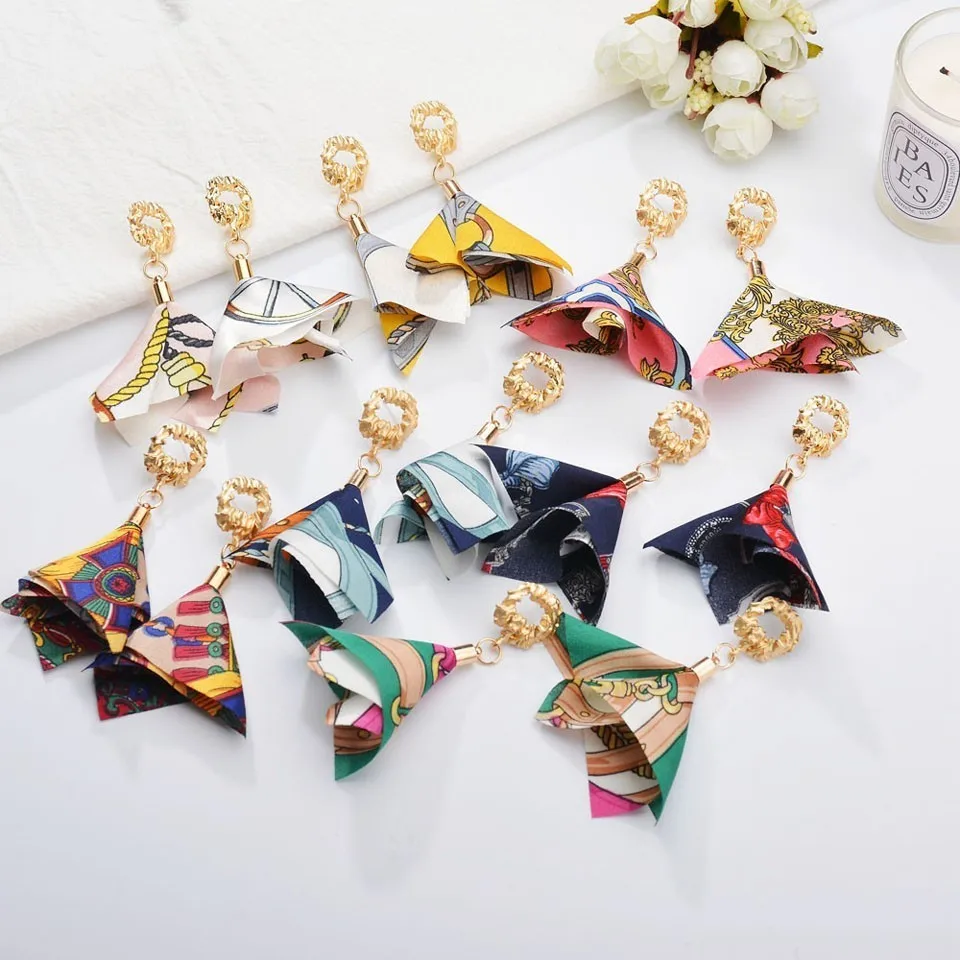 New Custom Irregular Cloth&Alloy Drop Earrings For Women Girls Special Vintage High Quality Free Shipping Party Earring Jewelry
New Custom Irregular Cloth&Alloy Drop Earrings For Women Girls Special Vintage High Quality Free Shipping Party Earring Jewelry
