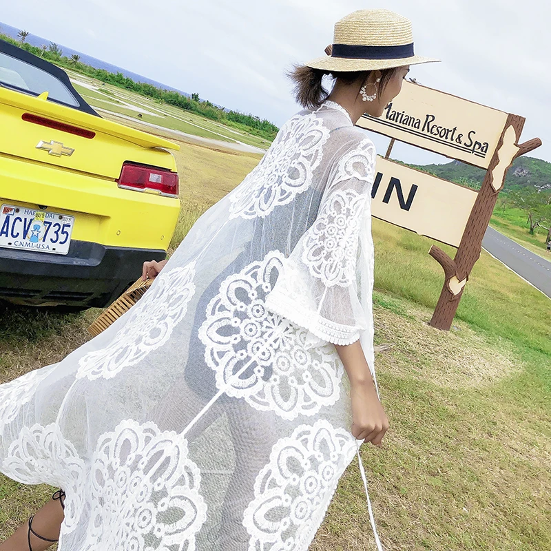 Use female embroidered shawls long thin coat on the sea beach is prevented bask in clothes whom lace swimsuit cardigan
Use female embroidered shawls long thin coat on the sea beach is prevented bask in clothes whom lace swimsuit cardigan