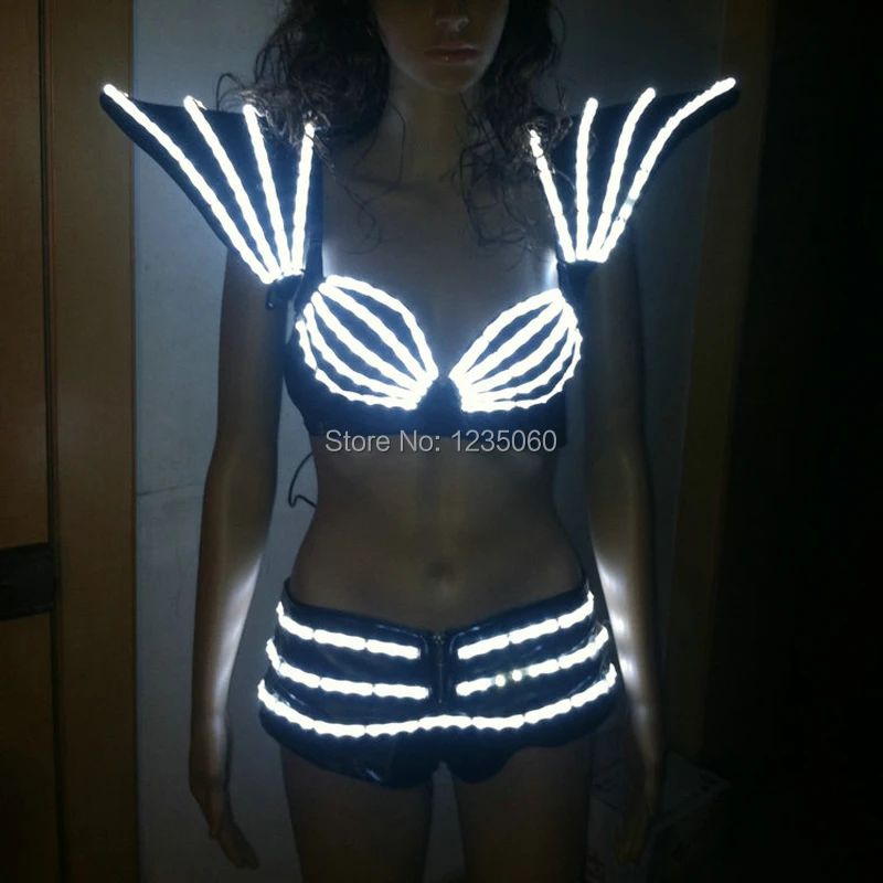 Hot Sale Colorful LED light costumes dj disco clothes luminous vest bar ballroom dance women signal sell bra shoulder and pants
Hot Sale Colorful LED light costumes dj disco clothes luminous vest bar ballroom dance women signal sell bra shoulder and pants