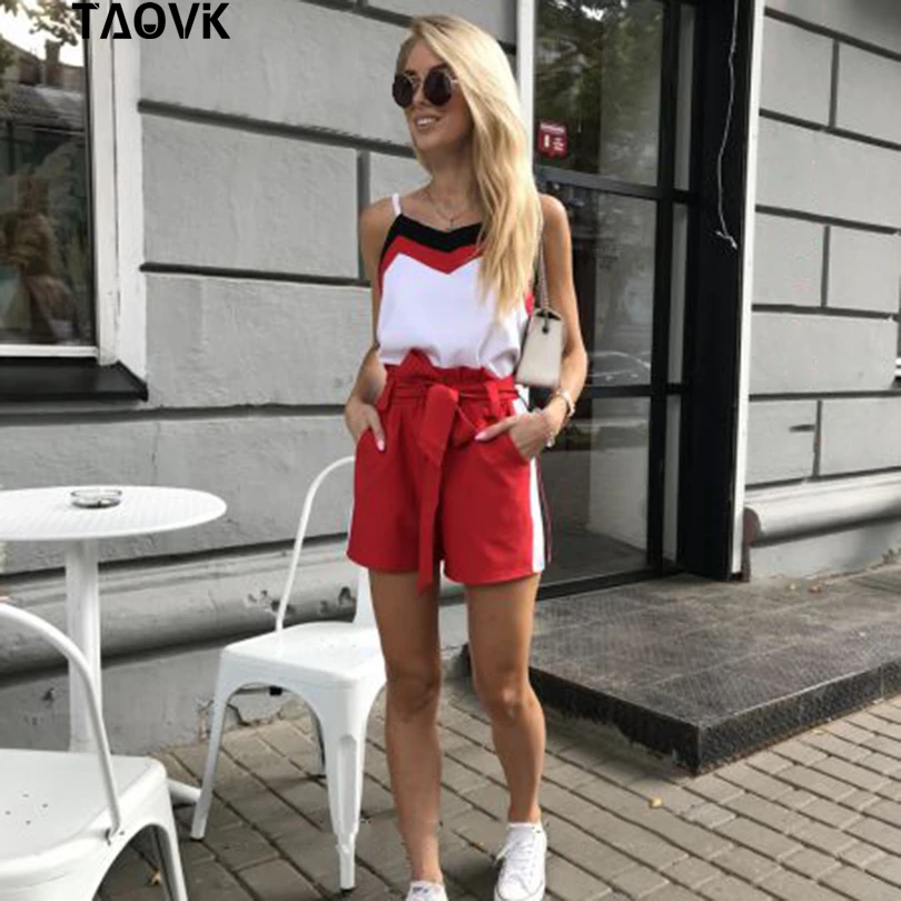 TAOVK Summer stripe patchwork Women 2 Pcs Set Sleeveless Sling Tops + Sashes Elastic Waist Short Pant Suits
TAOVK Summer stripe patchwork Women 2 Pcs Set Sleeveless Sling Tops + Sashes Elastic Waist Short Pant Suits