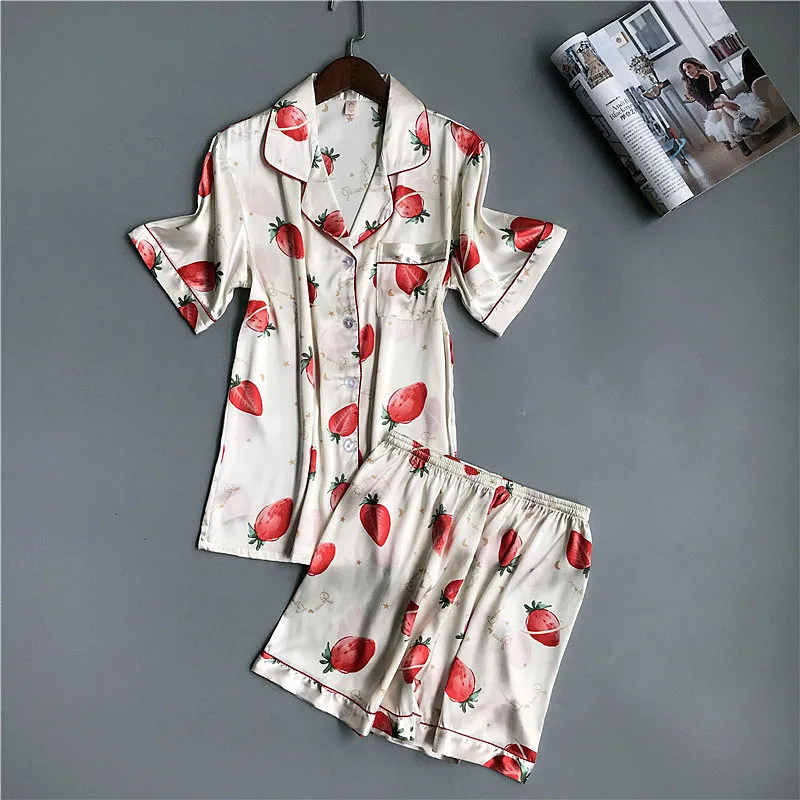 2019 Ins Satin Pyjamas Women Pajamas Sets With Shorts Flower Print Short Sleeve Silk Sleepwear Pijama Mujer Female Nightsuit
2019 Ins Satin Pyjamas Women Pajamas Sets With Shorts Flower Print Short Sleeve Silk Sleepwear Pijama Mujer Female Nightsuit