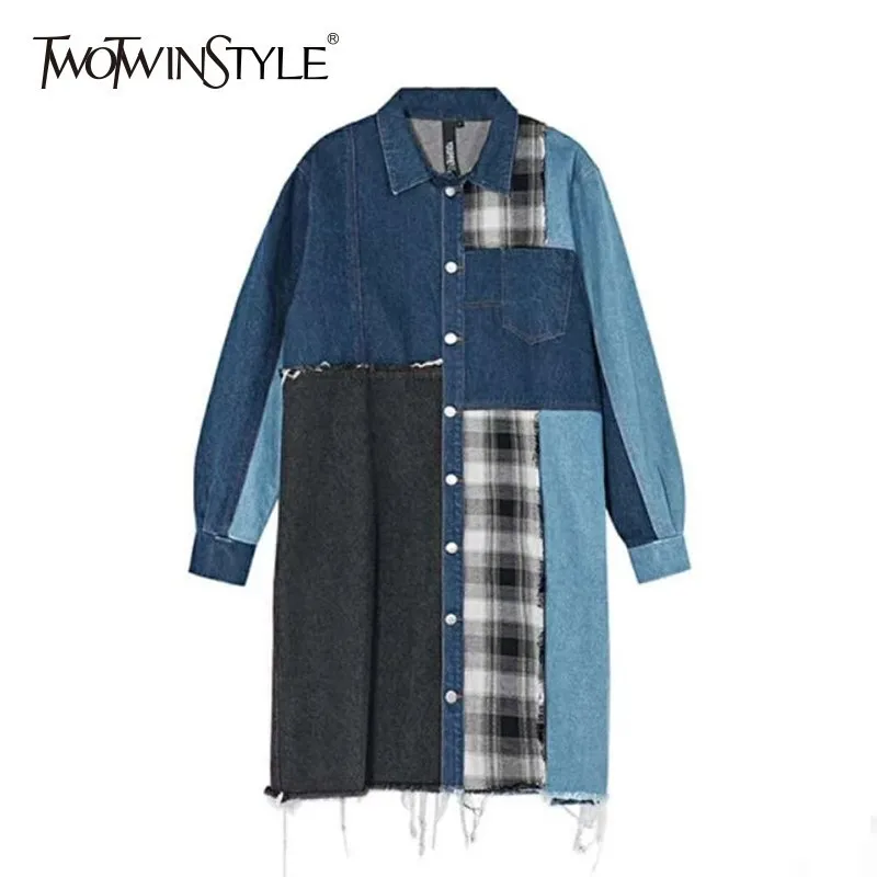 TWOTWINSTYLE Denim Patchwork Plaid Trench Coat Female Lapel Collar Long Sleeve Hit Color Long Windbreaker For Women 2019 Fashion
TWOTWINSTYLE Denim Patchwork Plaid Trench Coat Female Lapel Collar Long Sleeve Hit Color Long Windbreaker For Women 2019 Fashion