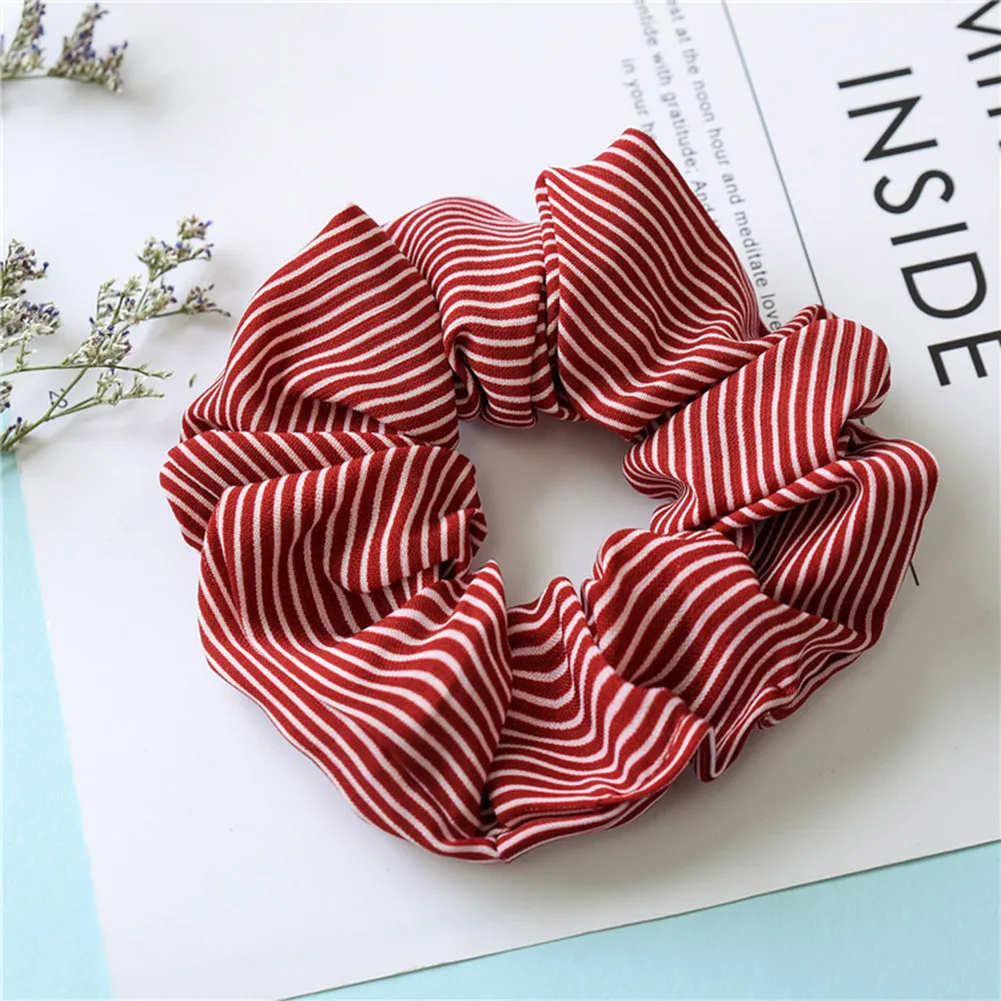 Fashion Women's Striped Hair Scrunchies Elastic Hair Rubber Band Girls Sweet Hair Accessories Rope Ties Ponytail Holder Headwear
Fashion Women's Striped Hair Scrunchies Elastic Hair Rubber Band Girls Sweet Hair Accessories Rope Ties Ponytail Holder Headwear