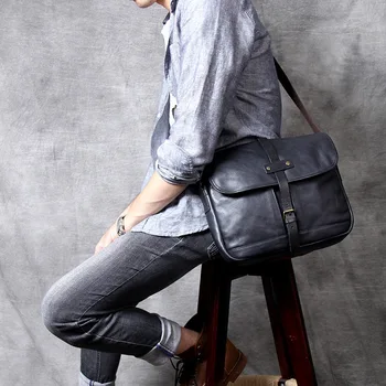 The original men's Leather Satchel men's leather hand bag casual flip single shoulder bag cross section postman bag
The original men's Leather Satchel men's leather hand bag casual flip single shoulder bag cross section postman bag