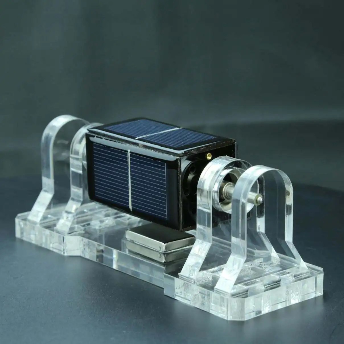 Square Solar Magnetic Levitation Anti-Shaking Dual Stand Mendocino Motor Horizontal Levitating Model
Square Solar Magnetic Levitation Anti-Shaking Dual Stand Mendocino Motor Horizontal Levitating Model
