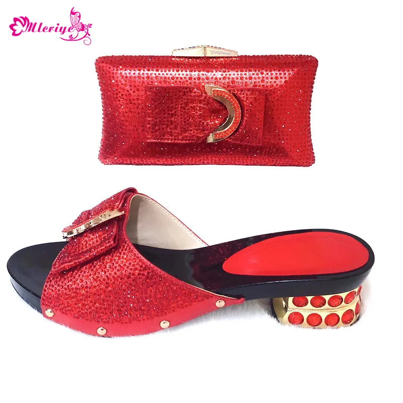 2019 New Sweet Style Decorated With Rhinestone Shoes And Bag Set African Design Matching Shoes And Bag Set in Wine For Party
2019 New Sweet Style Decorated With Rhinestone Shoes And Bag Set African Design Matching Shoes And Bag Set in Wine For Party