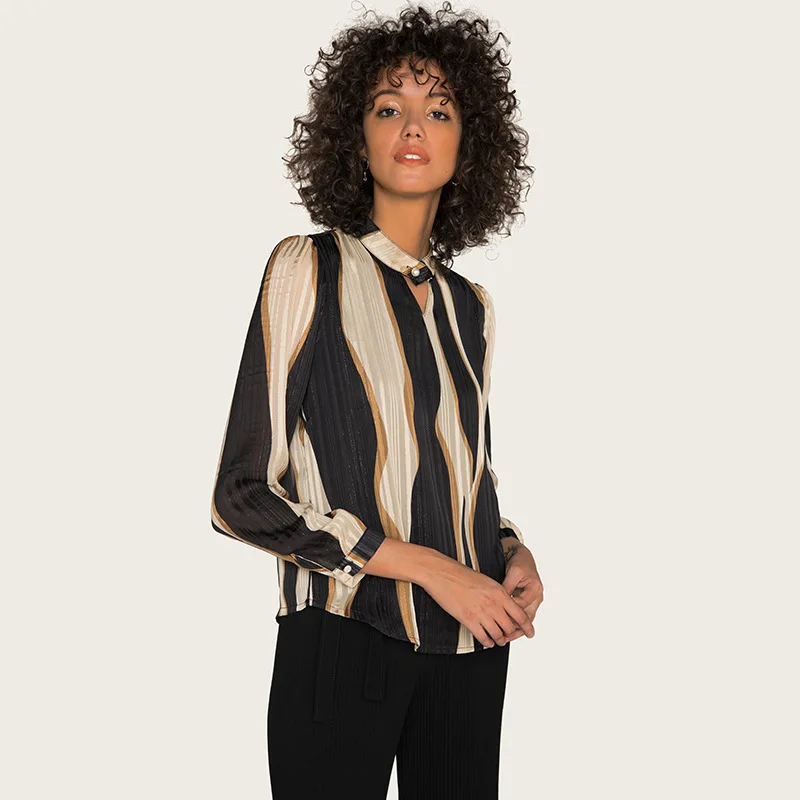 New Elegant Striped Stand Collar Blouse Shirt Women Tops 2019 Long Sleeve Sexy Summer Shirt Casual Blouse Ladies Streetwear 2019
New Elegant Striped Stand Collar Blouse Shirt Women Tops 2019 Long Sleeve Sexy Summer Shirt Casual Blouse Ladies Streetwear 2019