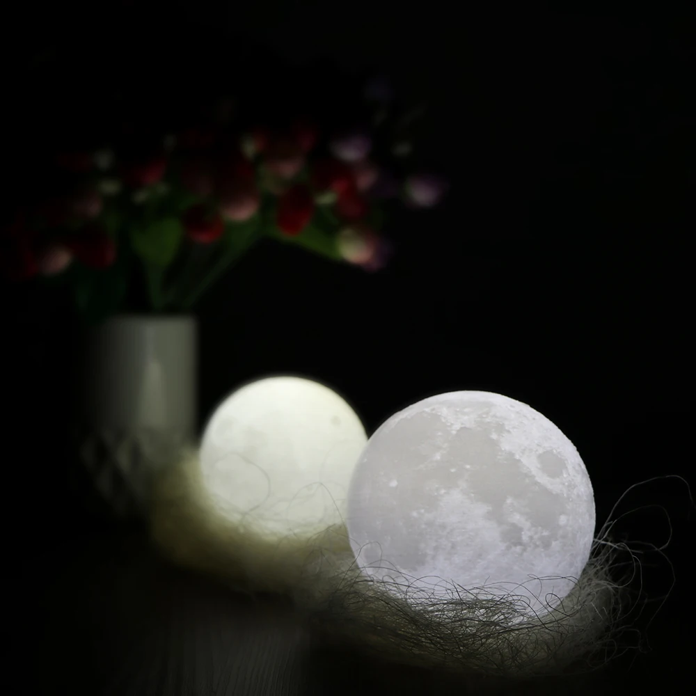 Magical Moon Rechargeable LED Night Light Moonlight Desk Lamp 3D Print Touch/Pat/Telecontrol Color Change For Creative Gift
Magical Moon Rechargeable LED Night Light Moonlight Desk Lamp 3D Print Touch/Pat/Telecontrol Color Change For Creative Gift