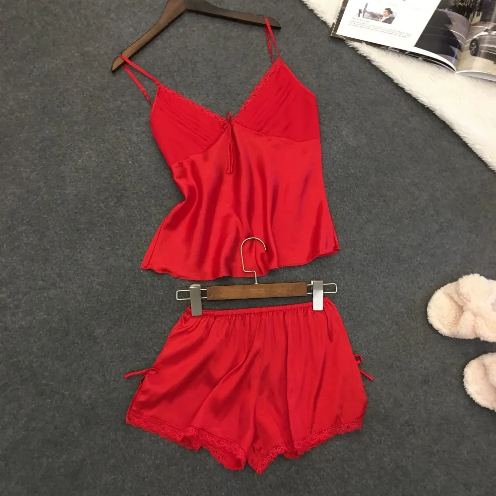 2019 Summer style pajamas sets Women Female Sleep set Women's Deep V-neck Sexy Spaghetti Strap Shorts Sleepwear silk homewear
2019 Summer style pajamas sets Women Female Sleep set Women's Deep V-neck Sexy Spaghetti Strap Shorts Sleepwear silk homewear