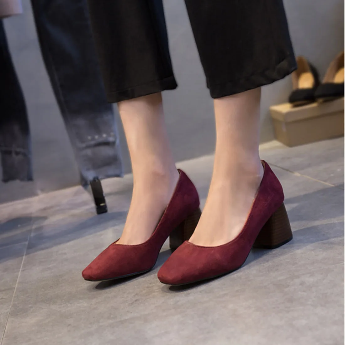 2019 New Thick High Heels Shoes Women Suede Pumps Square Toe Slip On High Heels Comfort Square Heel Women Shoes
2019 New Thick High Heels Shoes Women Suede Pumps Square Toe Slip On High Heels Comfort Square Heel Women Shoes