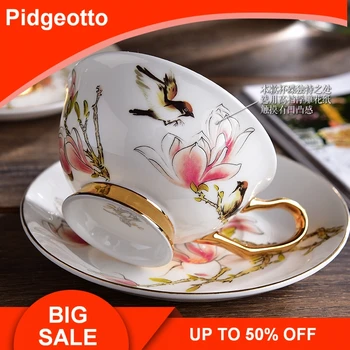European Beautiful Fashion Bone China Coffee Cup and Saucer Set White Porcelain Teacup Creative Ceramic Afternoon Tea Cups
European Beautiful Fashion Bone China Coffee Cup and Saucer Set White Porcelain Teacup Creative Ceramic Afternoon Tea Cups