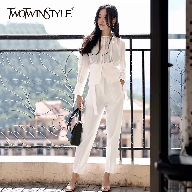 TWOTWINSTYLE Sexy Perspective Women's Sets Lantern Sleeve Chiffon Blouse Tops Female High Waist Pants Suits Fashion 2019 Spring
TWOTWINSTYLE Sexy Perspective Women's Sets Lantern Sleeve Chiffon Blouse Tops Female High Waist Pants Suits Fashion 2019 Spring