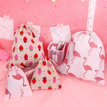 Cotton Strawberry Drawstring Bag Women Travel Makeup Case Cosmetics Shoes Cloth Storage Case Organizer Bags Christmas Gift
Cotton Strawberry Drawstring Bag Women Travel Makeup Case Cosmetics Shoes Cloth Storage Case Organizer Bags Christmas Gift