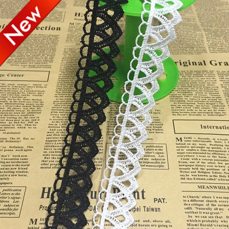 Fashion Lace Trim Black White Ribbon Fabric Home Textile Wedding Dress Decoration Sewing Garment Materials 3cm, 1.8M (2 Yard)
Fashion Lace Trim Black White Ribbon Fabric Home Textile Wedding Dress Decoration Sewing Garment Materials 3cm, 1.8M (2 Yard)