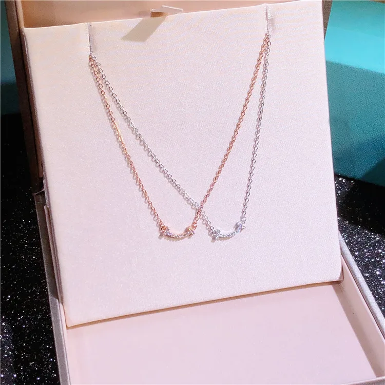 Pure 925 Sterling Silver Women Chain Necklace Cute Bijoux for Girls New Arrival Sparkling Mini Zircon Smiling Face Pendant
Pure 925 Sterling Silver Women Chain Necklace Cute Bijoux for Girls New Arrival Sparkling Mini Zircon Smiling Face Pendant
