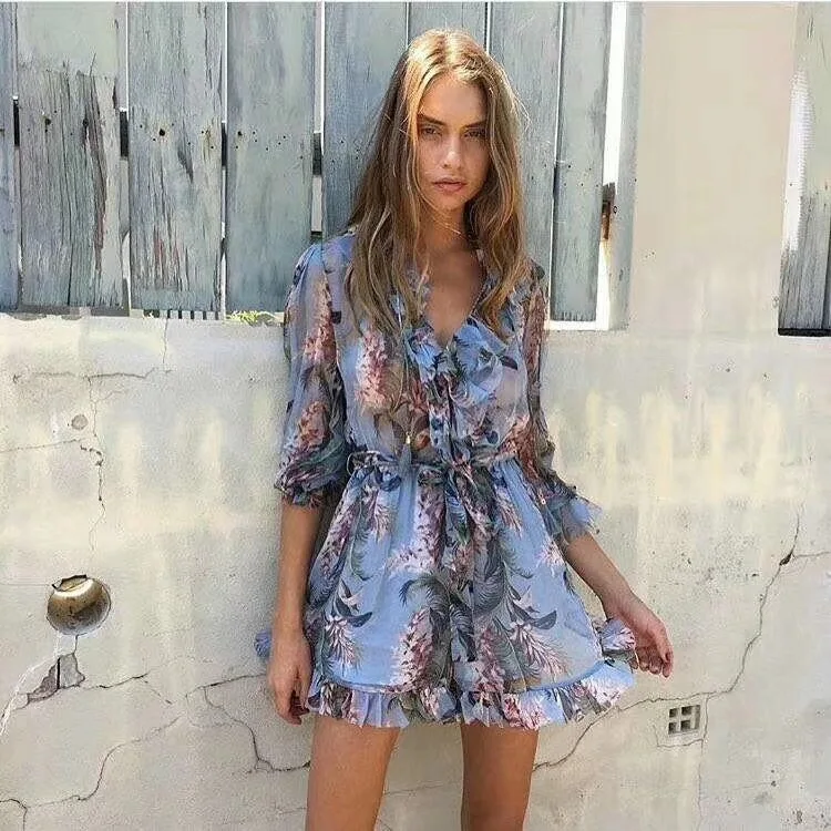 DEAT 2019 Summer Blue Floral Print Long Sleeve Bandage Vintage Chiffon Playsuits Beach Style Women Fashion Tide ME278
DEAT 2019 Summer Blue Floral Print Long Sleeve Bandage Vintage Chiffon Playsuits Beach Style Women Fashion Tide ME278