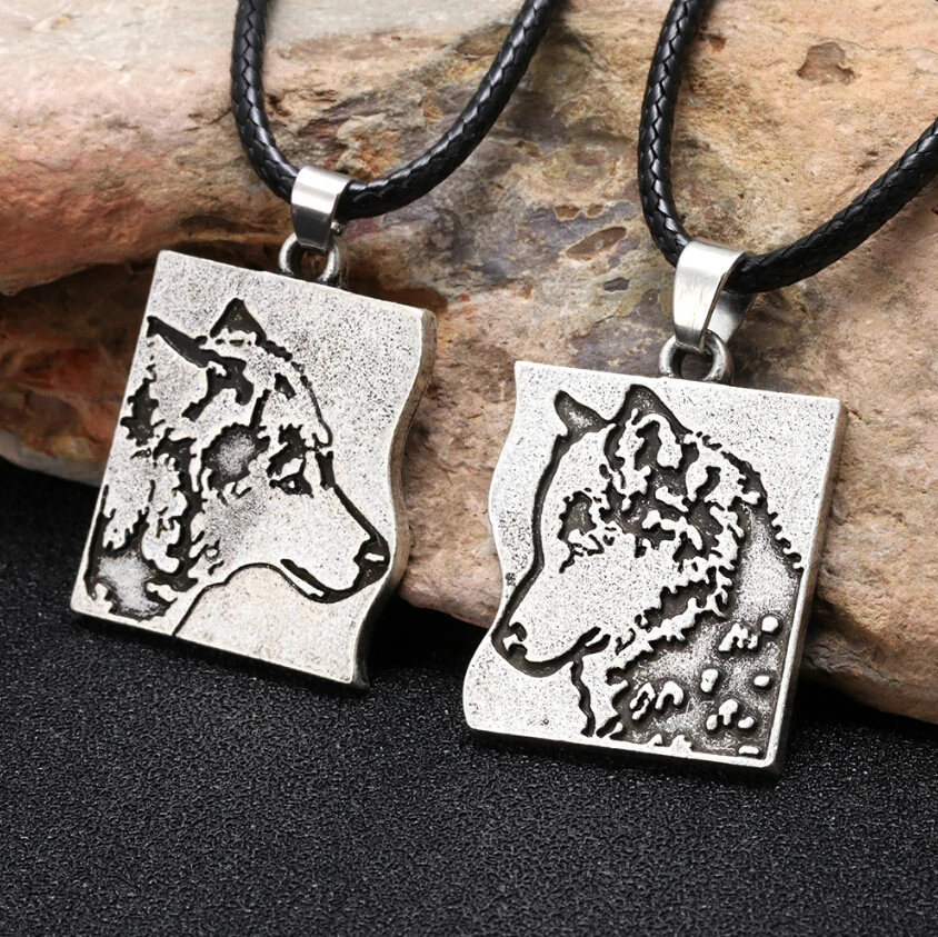 Wolf Head Pendant Necklace Animal Power Norse Viking Amulet Men Women Gift Jewelry Valentine's Gifts
Wolf Head Pendant Necklace Animal Power Norse Viking Amulet Men Women Gift Jewelry Valentine's Gifts