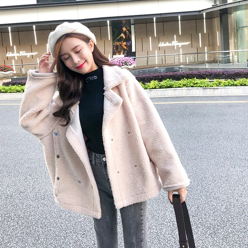 Casaco Feminino Real Jacket Jaqueta Feminina Lamb Plush Coat Female Autumn Winter 2019 New Loose Plus Velvet Thickened Jacket
Casaco Feminino Real Jacket Jaqueta Feminina Lamb Plush Coat Female Autumn Winter 2019 New Loose Plus Velvet Thickened Jacket