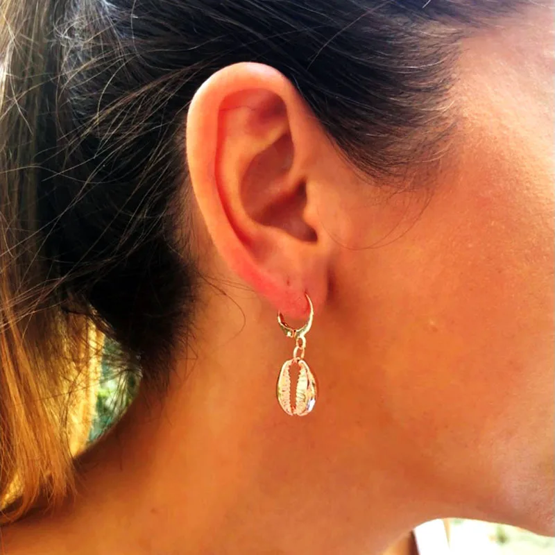 JCYMONG Boho Metal Star Moon Shell Drop Earrings Fashion Ethnic Gold Silver Color Circle Earrings For Women Jewelry Bijoux Femme
JCYMONG Boho Metal Star Moon Shell Drop Earrings Fashion Ethnic Gold Silver Color Circle Earrings For Women Jewelry Bijoux Femme