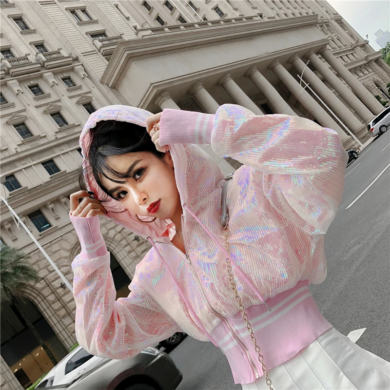 Harajuku Hooded jacket women Short jacket Loose BF Style Coat Outwear Glitter thin Windbreaker Streetwear Hip Hop Korean clothes
Harajuku Hooded jacket women Short jacket Loose BF Style Coat Outwear Glitter thin Windbreaker Streetwear Hip Hop Korean clothes