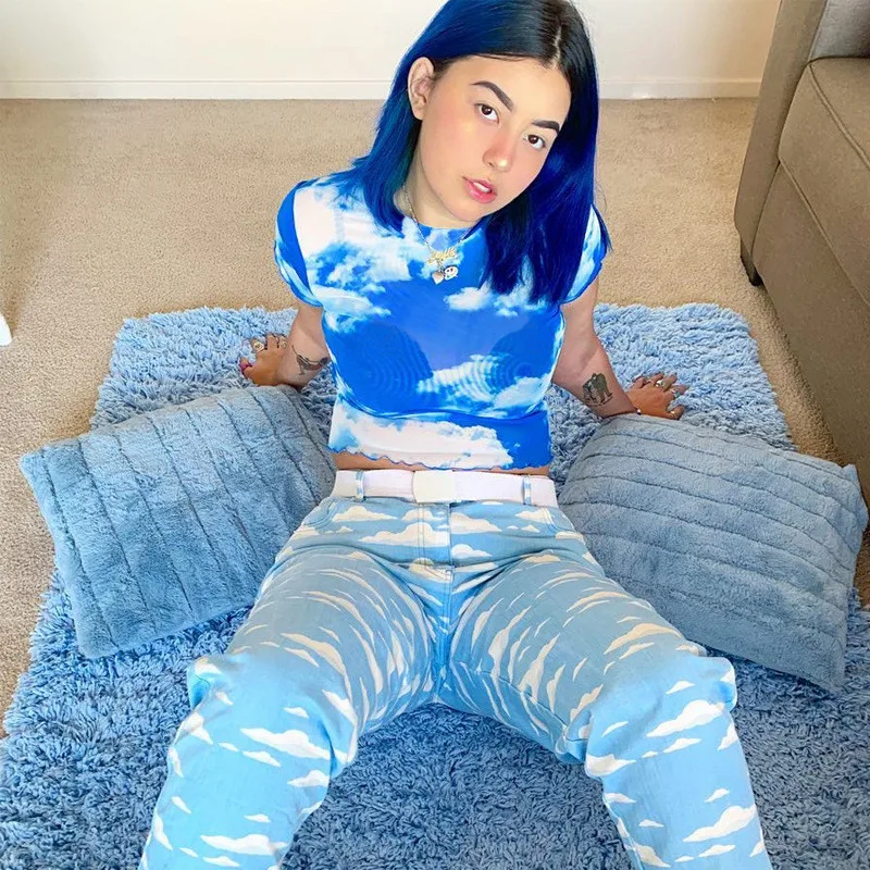 Summer Women Mesh Transparent Tops Sexy Blue Sky White Cloud Printed Crop Top Short Sleeve Slim Casual T Shirts 2019 New Fashion
Summer Women Mesh Transparent Tops Sexy Blue Sky White Cloud Printed Crop Top Short Sleeve Slim Casual T Shirts 2019 New Fashion