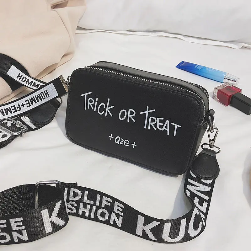 Personality Wide Shoulder Strap Women Messenger Bag 2019 New Letter Fairy Bag Single Female Shoulder Bag Inclined Crossbody Bags
Personality Wide Shoulder Strap Women Messenger Bag 2019 New Letter Fairy Bag Single Female Shoulder Bag Inclined Crossbody Bags