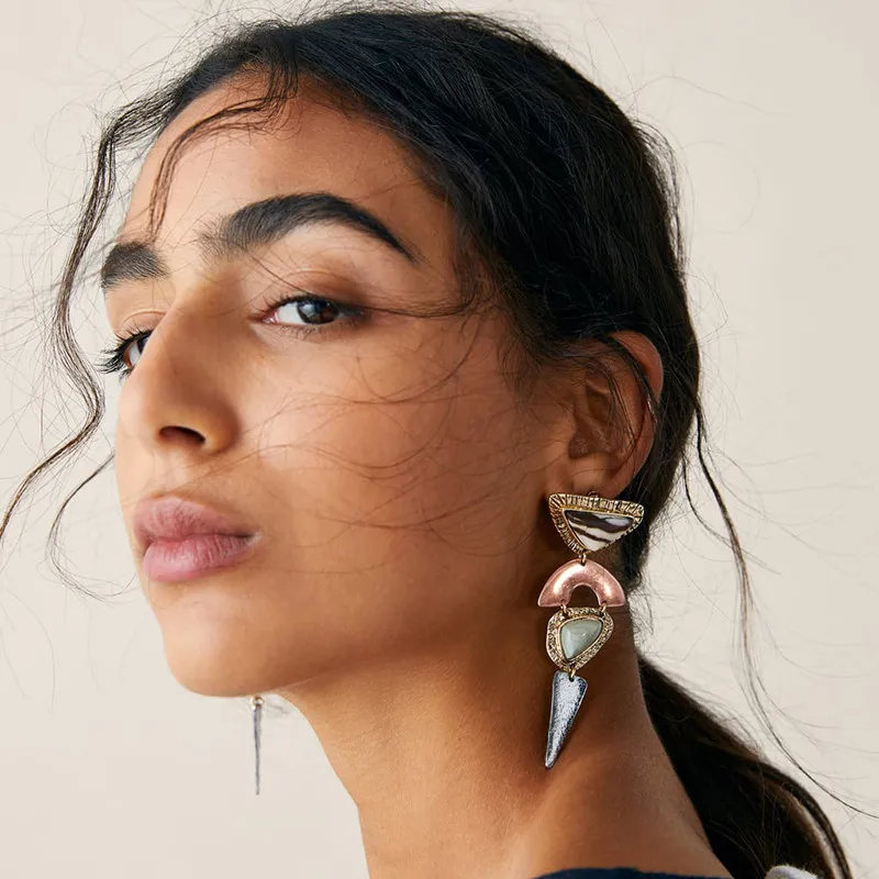 Flatfoosie 2019 New Za Rhinestone Dangle Drop Earrings For Women Punk Maxi Statement Earrings Vintage Pendant Drop Wholesale
Flatfoosie 2019 New Za Rhinestone Dangle Drop Earrings For Women Punk Maxi Statement Earrings Vintage Pendant Drop Wholesale