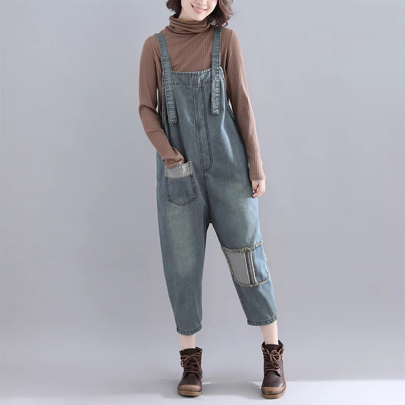 Women Feet Suspender Harem Pants Wide leg Pockets Denim Overalls plus size bib Cowboy Jumpsuits Patchwork Bleached Jean Rompers
Women Feet Suspender Harem Pants Wide leg Pockets Denim Overalls plus size bib Cowboy Jumpsuits Patchwork Bleached Jean Rompers