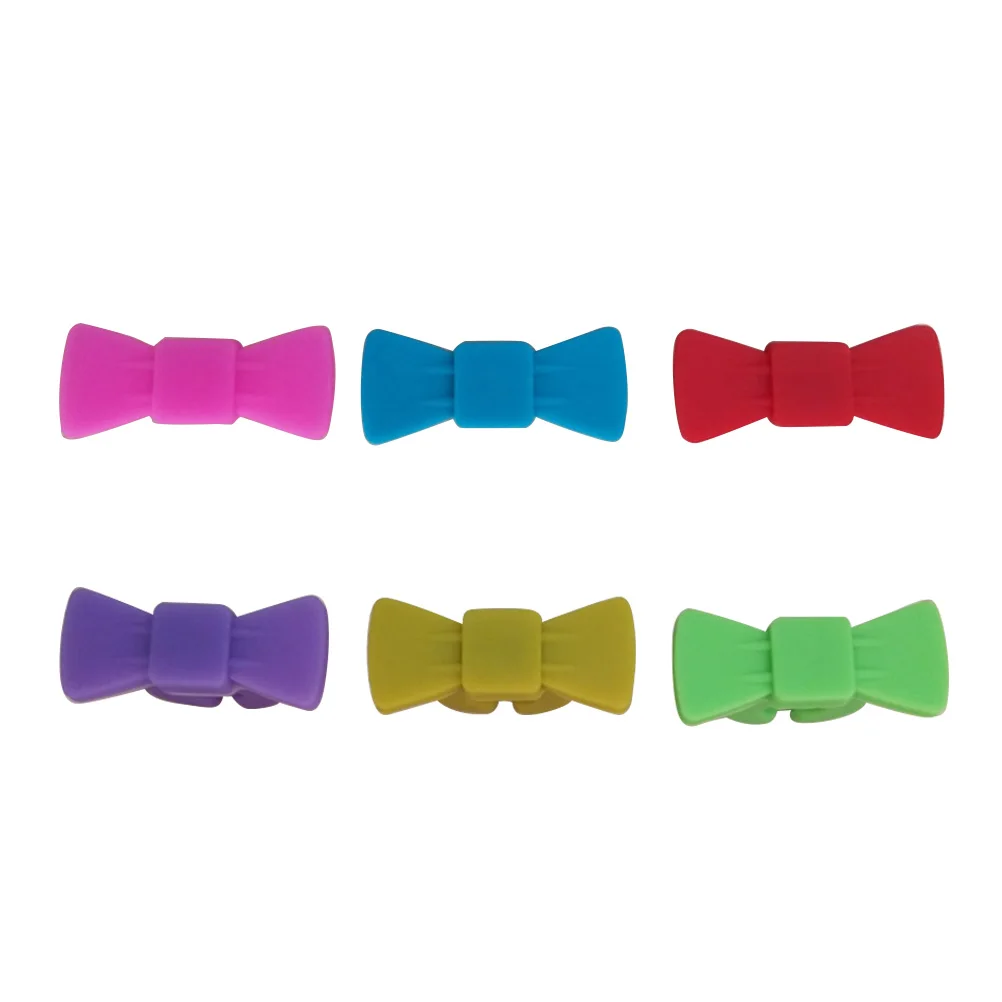6PCS Silicone Wine Glass Marker Creative Bowknot Design Drink Charms Label Mark Glass Identification Perfect for Parties
6PCS Silicone Wine Glass Marker Creative Bowknot Design Drink Charms Label Mark Glass Identification Perfect for Parties