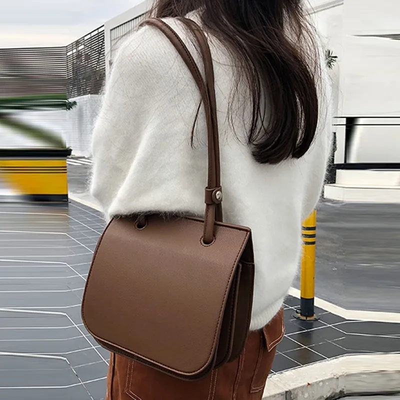 Beautiful Toot Toot Bag 2019 Early Spring New Pattern Concise Single Shoulder Bag Korea East Gate Tidal Sign Skew Satchel
Beautiful Toot Toot Bag 2019 Early Spring New Pattern Concise Single Shoulder Bag Korea East Gate Tidal Sign Skew Satchel