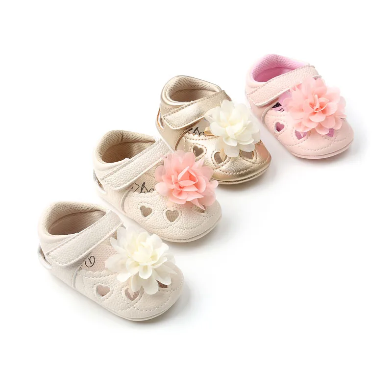 Hollow Big Flower Style Breathable PU Leather Summer Baby Shoes Baby Shoes For Girl Infants Soft Sole Toddler Moccasins
Hollow Big Flower Style Breathable PU Leather Summer Baby Shoes Baby Shoes For Girl Infants Soft Sole Toddler Moccasins