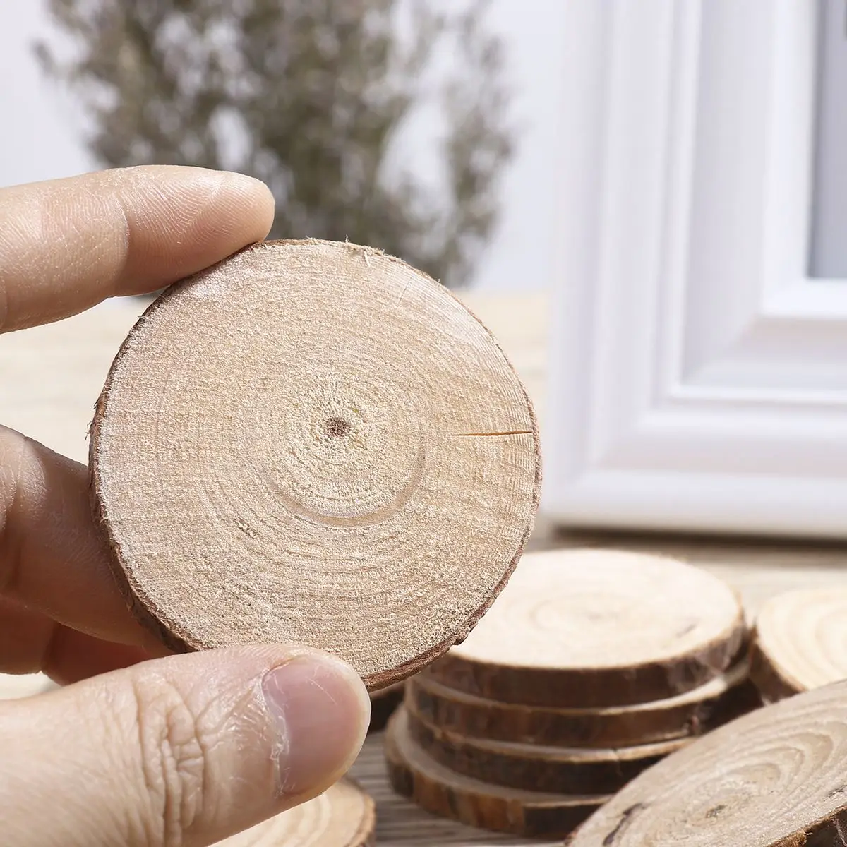 5-6CM Wood Circle Round Log Slices Discs Cutout Large Wood Disks Crafts Paint Wooden For Wedding DIY Decoration
5-6CM Wood Circle Round Log Slices Discs Cutout Large Wood Disks Crafts Paint Wooden For Wedding DIY Decoration