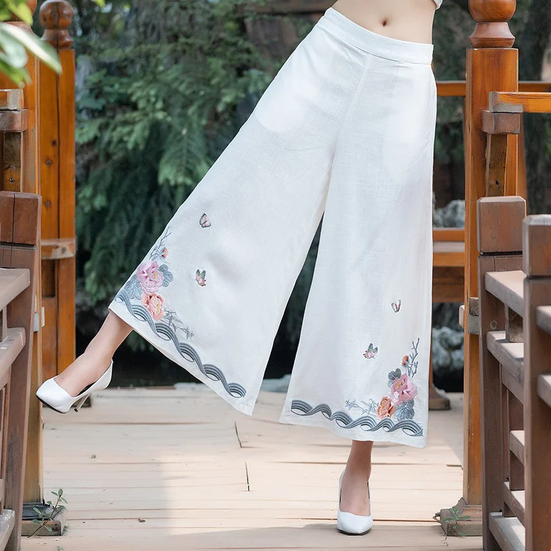 Women Vintage Linen Cotton Wide Leg Pants 2020 Spring Summer Casual Floral Embroidered Elastic Waist Ankle-Length Pants
Women Vintage Linen Cotton Wide Leg Pants 2020 Spring Summer Casual Floral Embroidered Elastic Waist Ankle-Length Pants