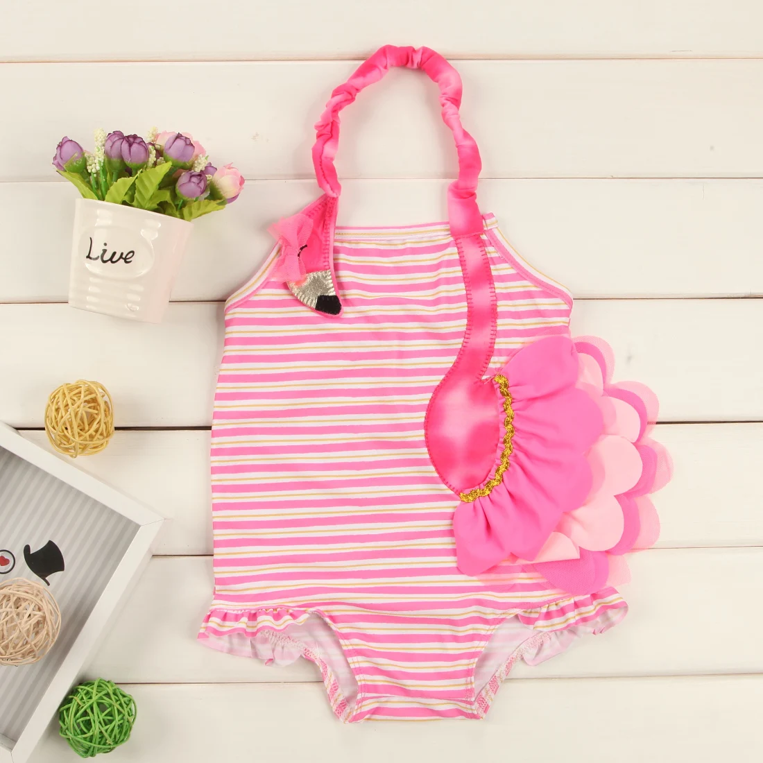 Hot Summer Swimwear Baby Girls One Piece Swimsuit Embroidery Printing One-pieces Bathing Suit Kids Girl Bikinis 2 To 7 Years
Hot Summer Swimwear Baby Girls One Piece Swimsuit Embroidery Printing One-pieces Bathing Suit Kids Girl Bikinis 2 To 7 Years