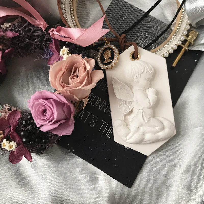 Prayer Angel Gypsum Silicone Mold Diy Blessing Angel Cake Fondant Decoration Aromatherapy Wax Plaster Crafts Car Pendant Mould
Prayer Angel Gypsum Silicone Mold Diy Blessing Angel Cake Fondant Decoration Aromatherapy Wax Plaster Crafts Car Pendant Mould