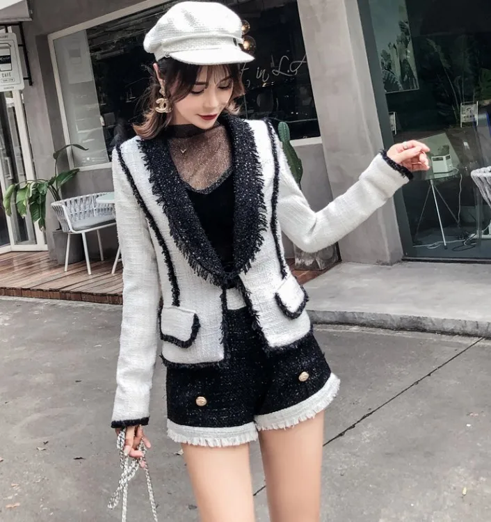 2018 New fashion autumn winter Designer Suit Set Women's patchwork white Tweed Blazer Jacket coat+tassel pants Set high quality
2018 New fashion autumn winter Designer Suit Set Women's patchwork white Tweed Blazer Jacket coat+tassel pants Set high quality