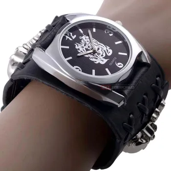 Vintage Women Men Punk Faux Leather Round Dial Quartz Bracelet Wrist Watches
Vintage Women Men Punk Faux Leather Round Dial Quartz Bracelet Wrist Watches