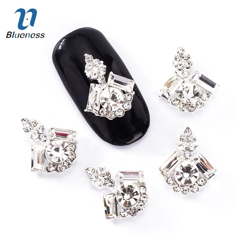 Blueness 10 Pcs/Lot 3D Nail Art Decoration Accessoires Crystals Gold Sliver Glitter 3 Color Nails Rhinestones Beauty Tools
Blueness 10 Pcs/Lot 3D Nail Art Decoration Accessoires Crystals Gold Sliver Glitter 3 Color Nails Rhinestones Beauty Tools