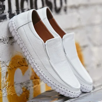UPUPER NEW Spring Genuine Leather Men's Shoes Fashion Soft Leather Loafers Men Slip on Breathable Flat Casual Shoes Large Size
UPUPER NEW Spring Genuine Leather Men's Shoes Fashion Soft Leather Loafers Men Slip on Breathable Flat Casual Shoes Large Size