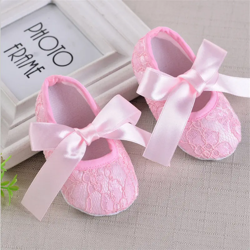 Baby Girl Crib Shoes Infant Kid Princess Lace Shoes Toddler Soft Sole Ribbon Prewalker First Walkers
Baby Girl Crib Shoes Infant Kid Princess Lace Shoes Toddler Soft Sole Ribbon Prewalker First Walkers