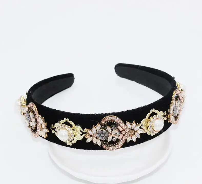 Baroque fashion headband with gem geometric flower velvet luxury hairband accessories
Baroque fashion headband with gem geometric flower velvet luxury hairband accessories