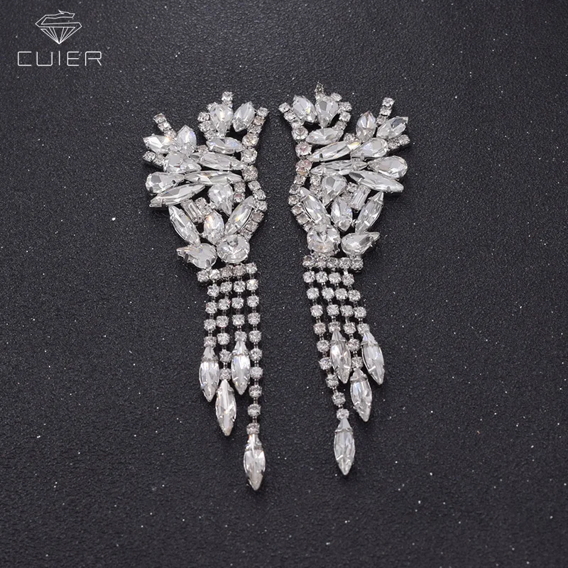 10pairs/lot wing clothings appliques patches tassel sew on rhinestone wedding dress decorations DIY crystal trim for bridal
10pairs/lot wing clothings appliques patches tassel sew on rhinestone wedding dress decorations DIY crystal trim for bridal