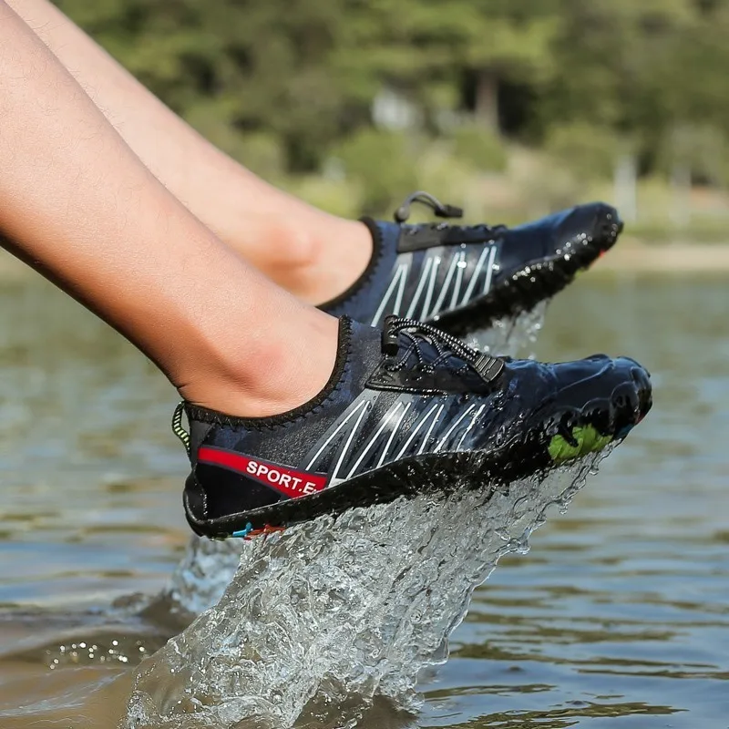 Breathable Men walking Lightweight Rubber sole Male Outdoor sports jogging footwear Sneakers Women's shoes Calzado de hombre
Breathable Men walking Lightweight Rubber sole Male Outdoor sports jogging footwear Sneakers Women's shoes Calzado de hombre