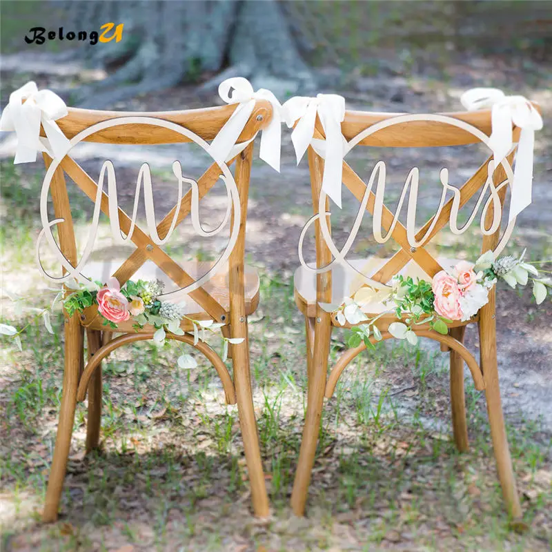 2pcs Mr Mrs Hanging Sign Wedding Decoration Party Wood Decor PhotoBooth Supplies for Chair Wedding Decorating Photo Shoot Props
2pcs Mr Mrs Hanging Sign Wedding Decoration Party Wood Decor PhotoBooth Supplies for Chair Wedding Decorating Photo Shoot Props