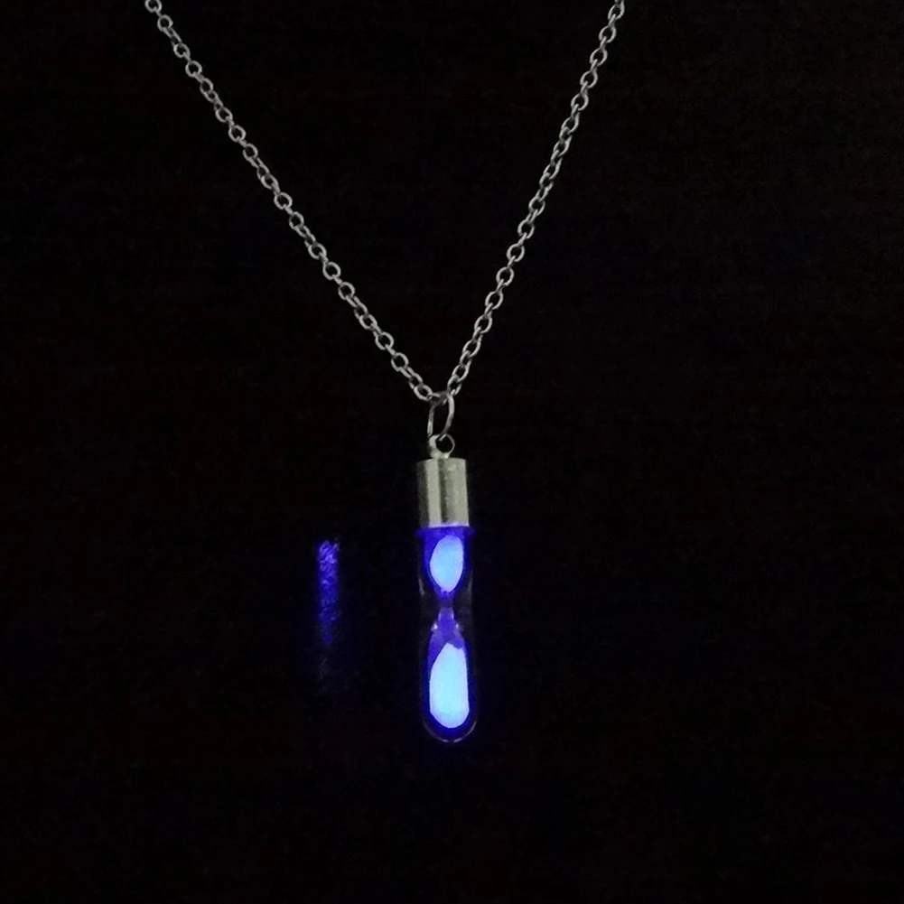 Women Men Glowing Luminous Sand Timer Pendant Glass Hourglass Bottle Necklace Ladies Decorations Couple Lovers
Women Men Glowing Luminous Sand Timer Pendant Glass Hourglass Bottle Necklace Ladies Decorations Couple Lovers