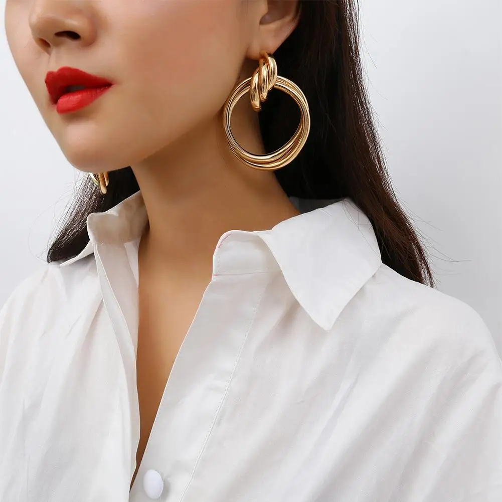 Unique Hollow Round Twisted Earrings Women Banquet Party Statement Jewelry Gift 2018
Unique Hollow Round Twisted Earrings Women Banquet Party Statement Jewelry Gift 2018